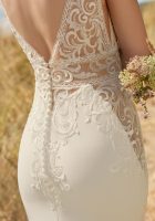 Rebecca-Ingram-Calista-Fit-and-Flare-Wedding-Gown-22RK588A01-Alt1-IV