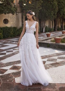 Pronovias Elara