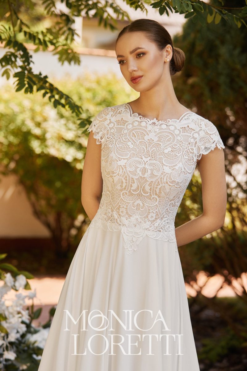 Monica Loretti 8338
