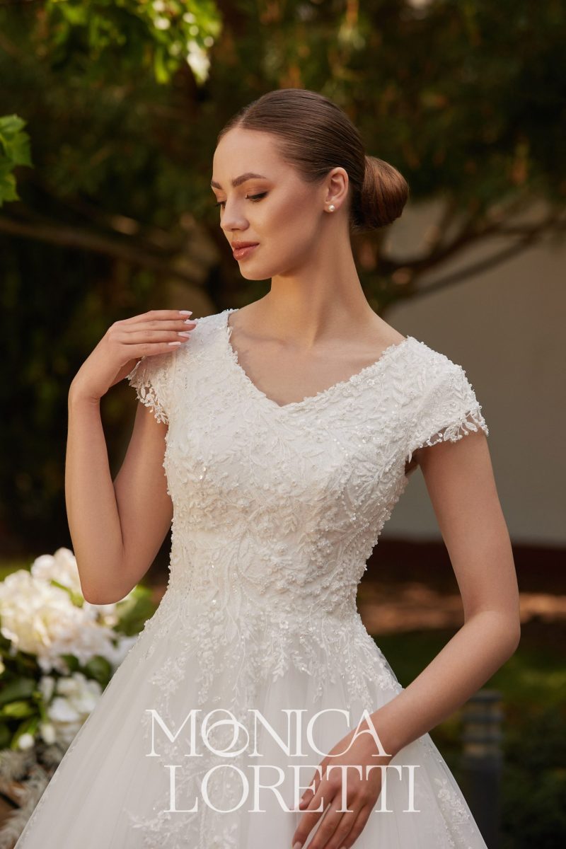 Monica Loretti 8347