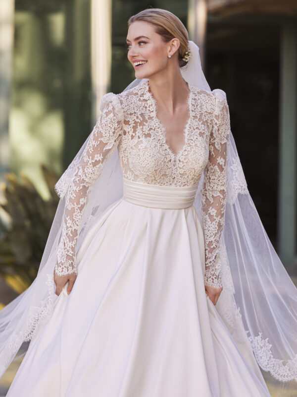 Pronovias Massy