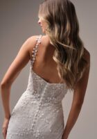 Rebecca-Ingram-Isabella-Fit-and-Flare-Wedding-Dress-25RB882A01-Alt54-IV066