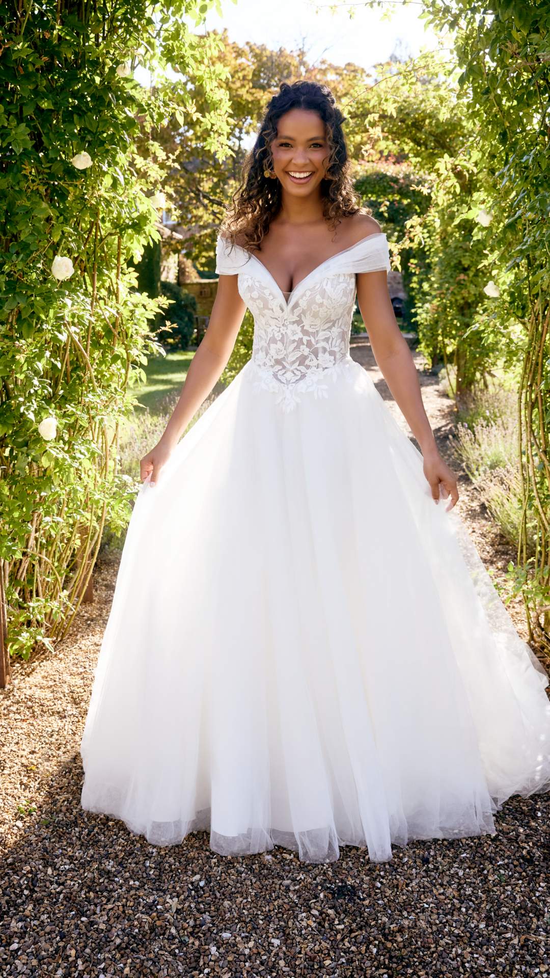 Sincerity bridal 20087